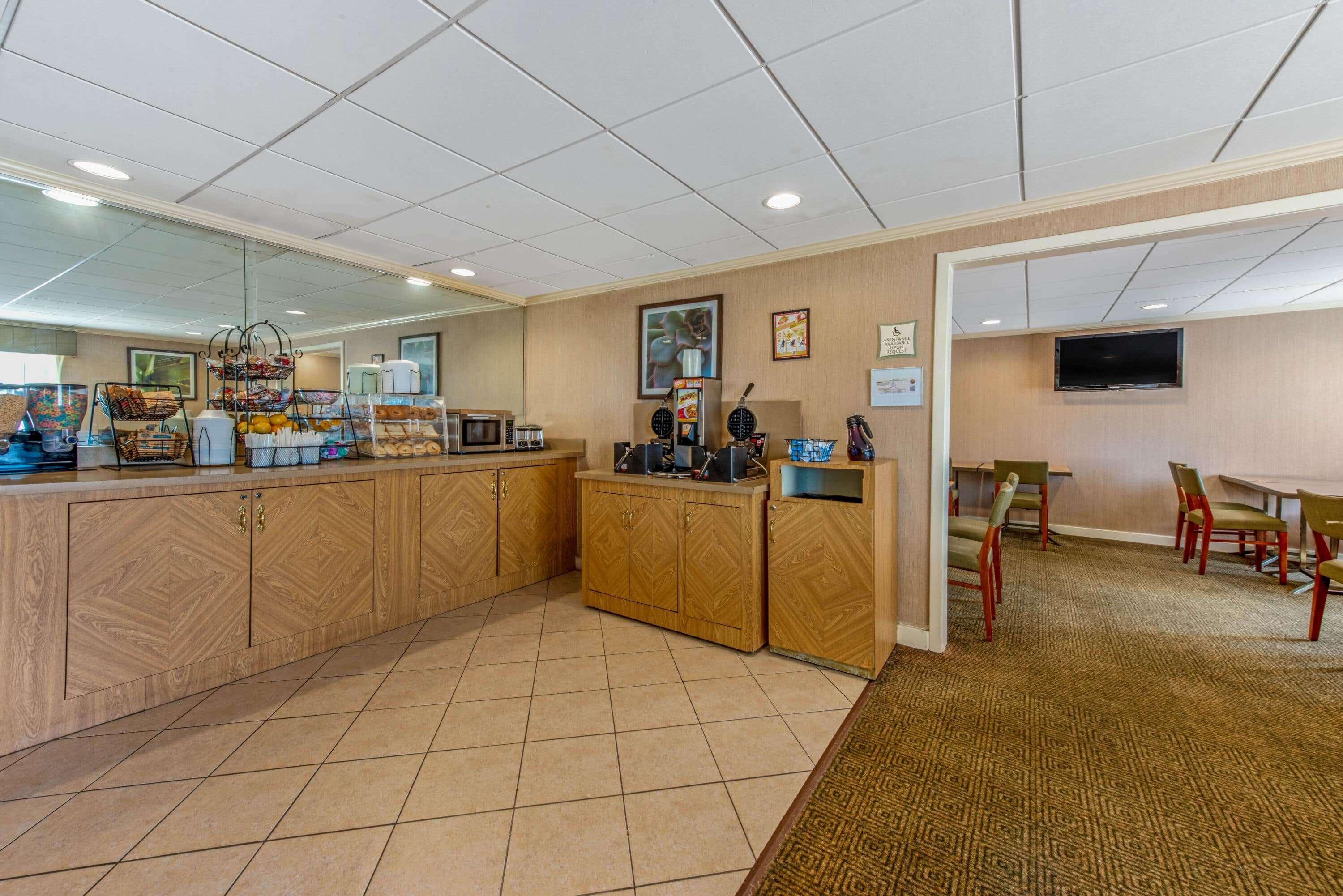 Отель La Quinta By Wyndham Tampa Brandon West Heartland Экстерьер фото