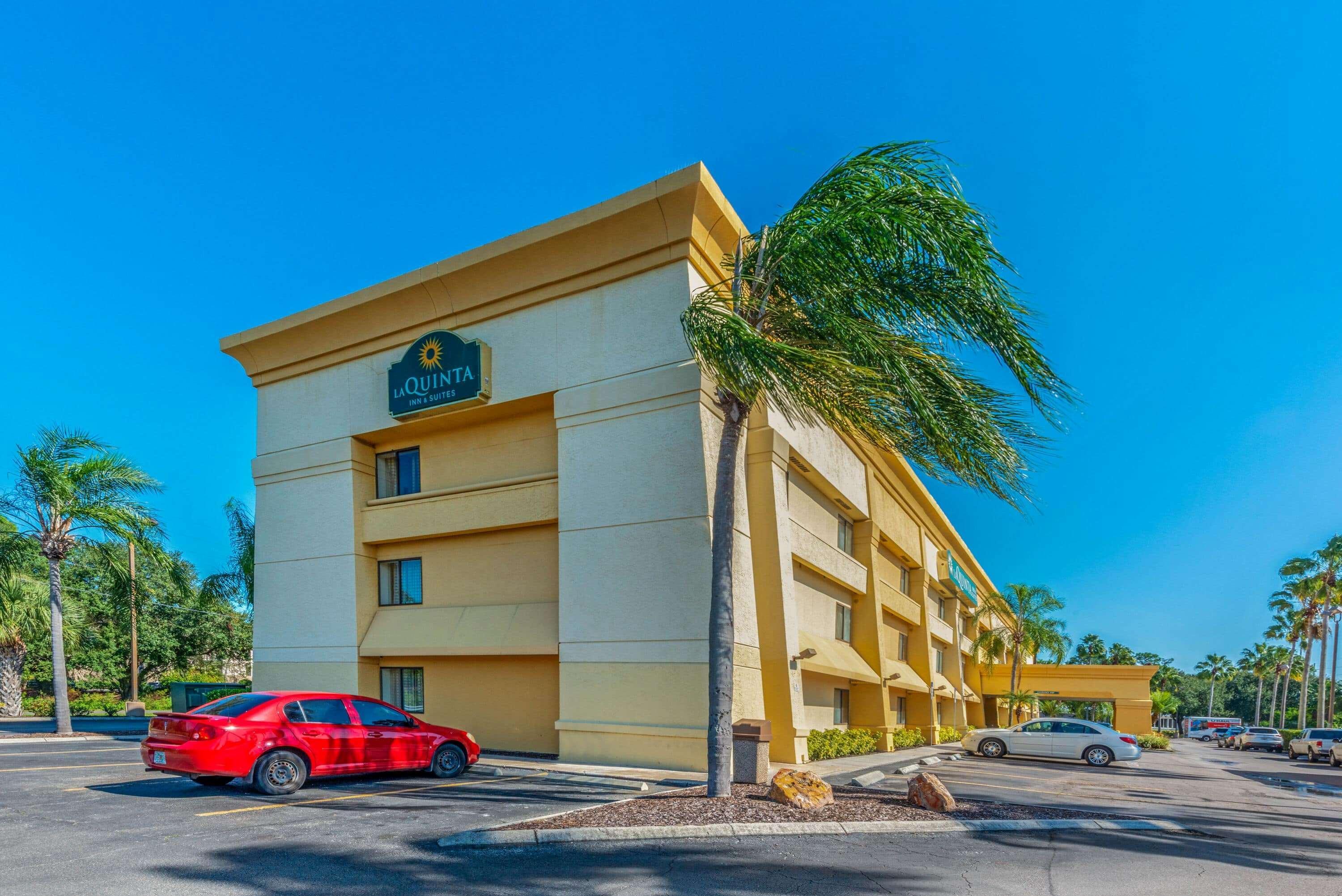 Отель La Quinta By Wyndham Tampa Brandon West Heartland Экстерьер фото